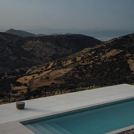 Moonhouse Paros Villa