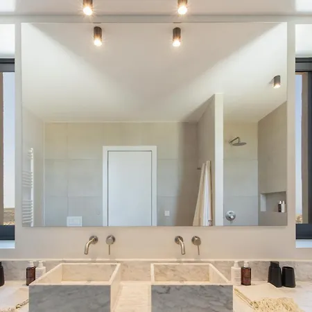 Moonhouse Paros Villa *