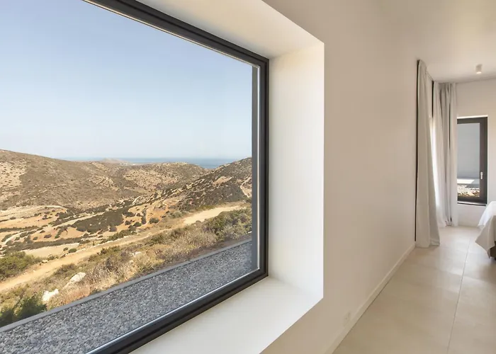 Moonhouse Paros * Kostos