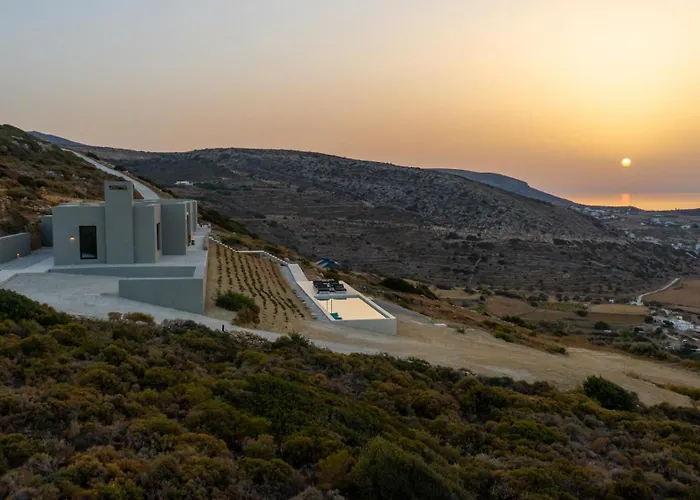 Moonhouse Paros Villa *